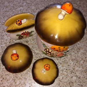 Mushroom Kitchen Set
